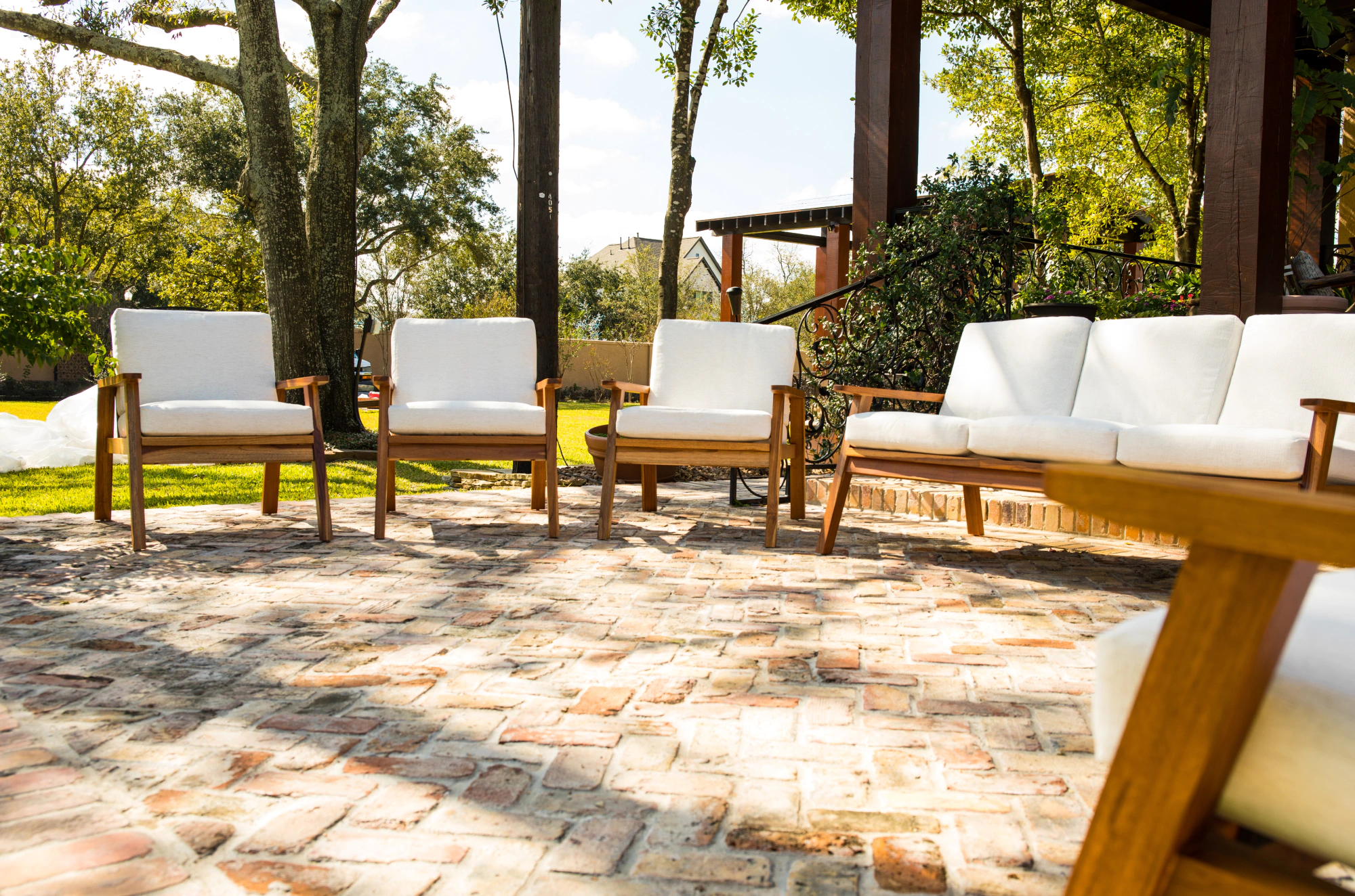 Weatherproof Custom Outdoor Seating